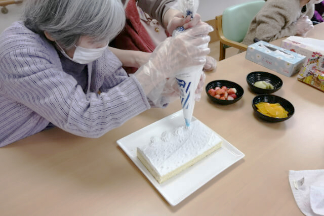 ケーキ作り