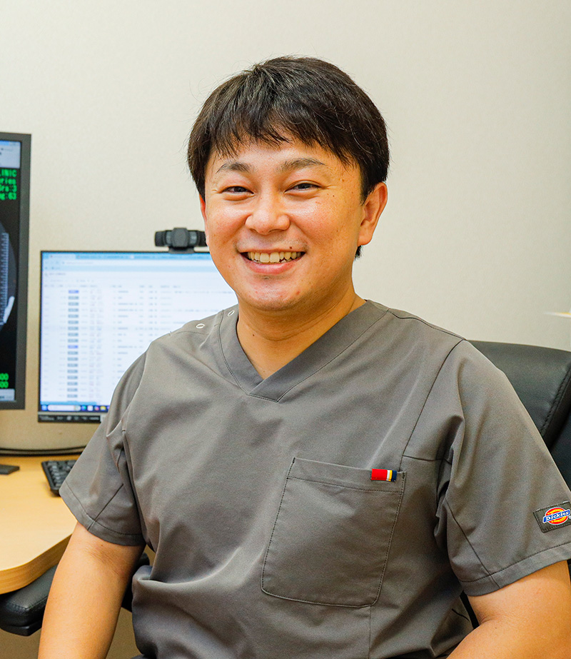 院長　近藤俊介